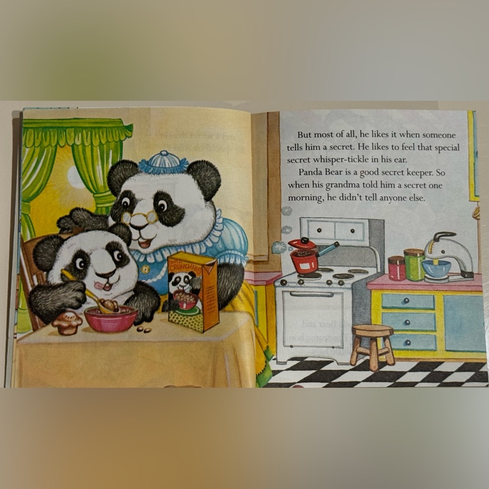 Vintage 1982 Panda Bear's Secret - First Little Golden Book Muntean Santoro - Picture 4 of 16